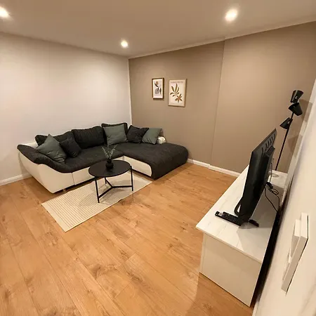 Am Waldrand Ruhe & 아파트 *