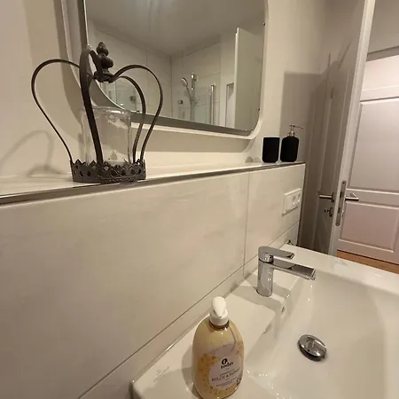 Am Waldrand Ruhe & 아파트 *