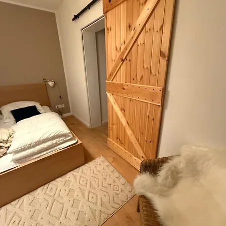 Am Waldrand Ruhe & 아파트 *