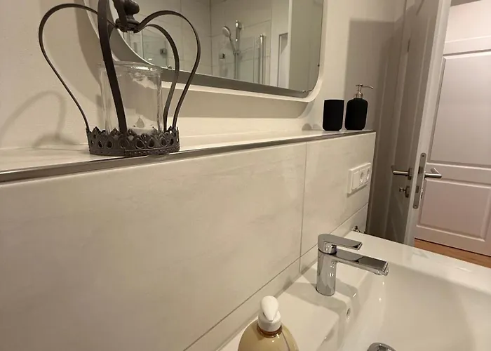 Am Waldrand Ruhe & Διαμέρισμα *